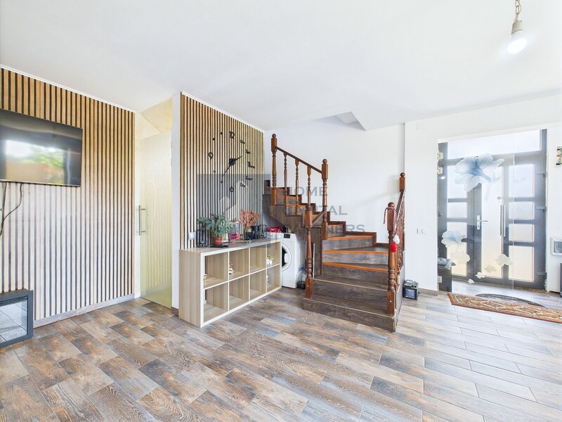 Crevedia, 4 camere, casa de vanzare,